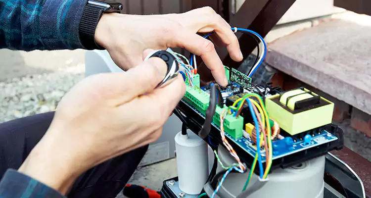 Automatic Driveway Gate Repair in Oakley, CA