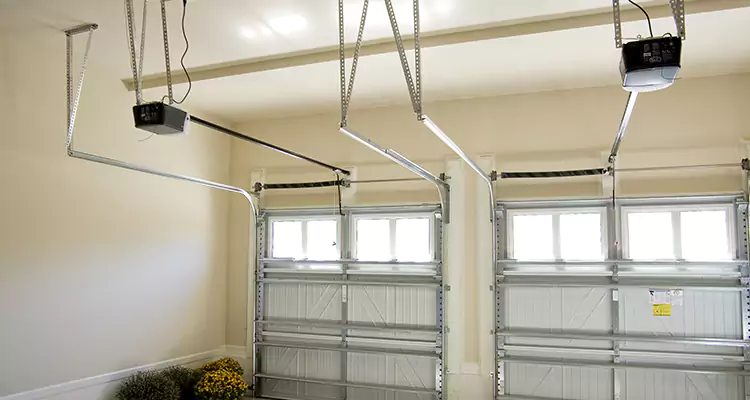 Residential Emergency Garage Door Repair in Oakley, CA
