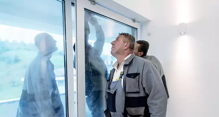 Retractable Screen Door Repair in Oakley, CA