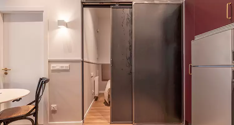 We Fix Closet Sliding Door in Oakley, CA 