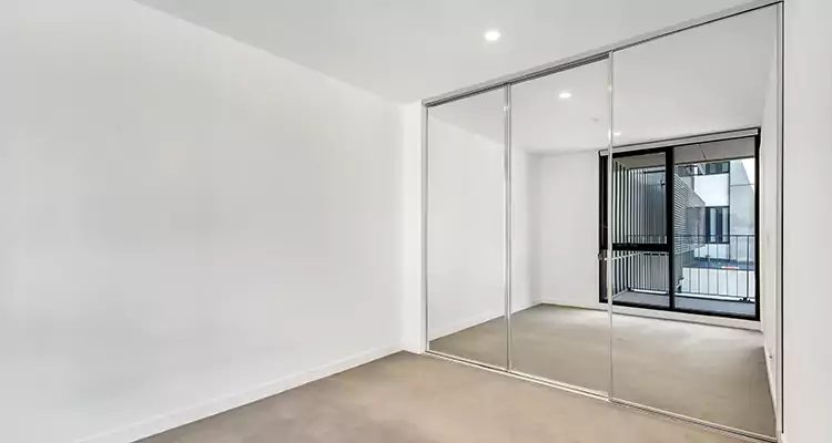 Why Homeowners Choose Us for Sliding Mirror Door Replacement in Oakley, CA