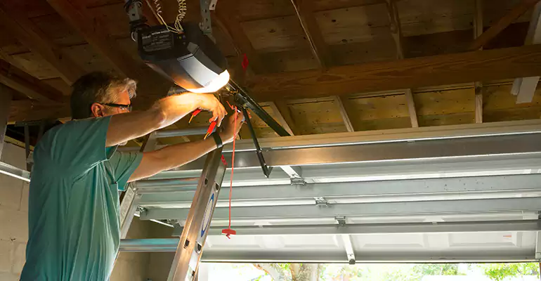 Chamberlain Garage Door Repair in Oakley, CA