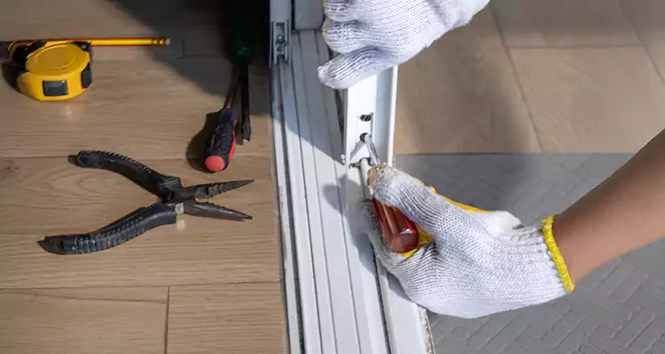 Closet Sliding Door Track Repair in Oakley, CA