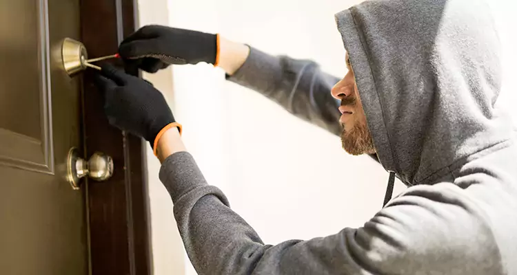 Emergency Motel Lock Repairs—Available 24/7 in Oakley, CA